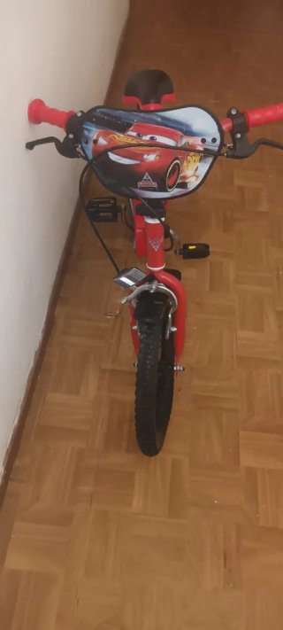 Bicicleta niño roja