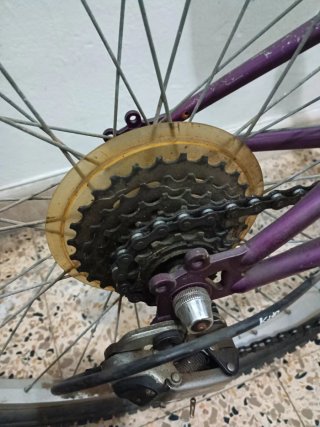 Bicicleta Conor de 24 pulgadas. ( Morada )