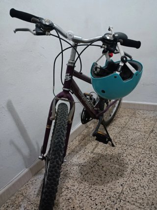 Bicicleta Conor de 24 pulgadas. ( Morada )