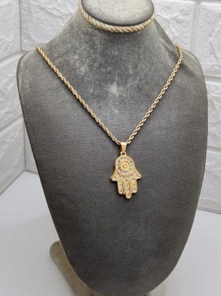 Colgante mano de Fátima acero chapado oro