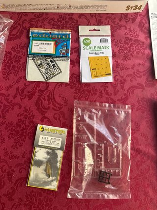 Maqueta avión Mitsubishi A6M5c Zero Zeke Type 52