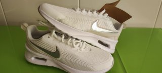 Nike aire Max nuaxis se talla 44.5