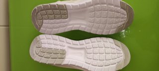 Nike aire Max nuaxis se talla 44.5