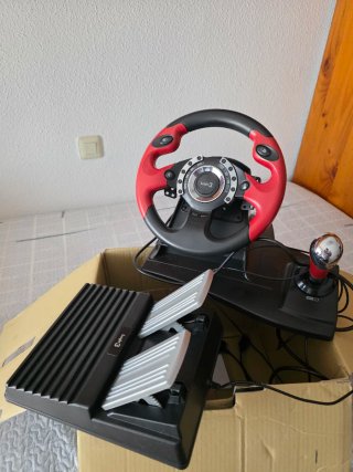 Volante Logic 3 GT4 para PS2, PsOne y Xbox