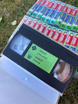Conjunto de cintas VHS Heidi y Marco