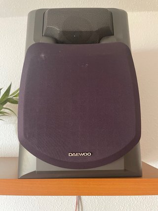 Minicadena Daewoo con altavoces
