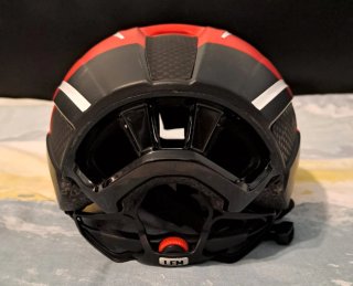 Casco LEM Motiv Attack