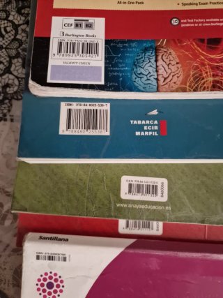 Lote libros 1° Bachillerato IES Aguas Vivas GU