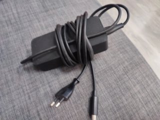 Cargador patinete eléctrico
