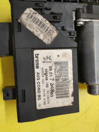 MOTOR ELEVALUNAS DELANTERO IZQUIERDO PEUGEOT 307CC