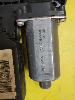 MOTOR ELEVALUNAS DELANTERO IZQUIERDO PEUGEOT 307CC