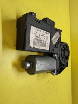 MOTOR ELEVALUNAS DELANTERO IZQUIERDO PEUGEOT 307CC