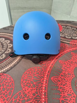 Casco infantil para bici y patines+ protecciones.