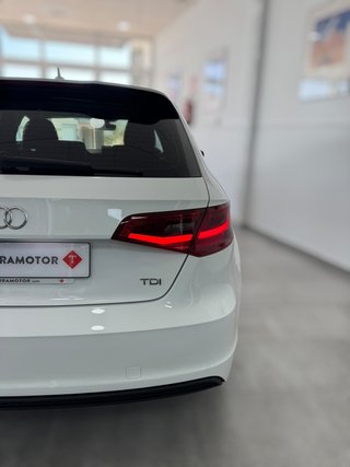 Audi A3 Sportback 1.6 TDI clean d 110CV S line