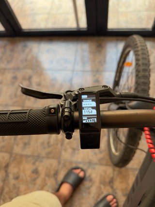 Bicicleta electrica Moma bike