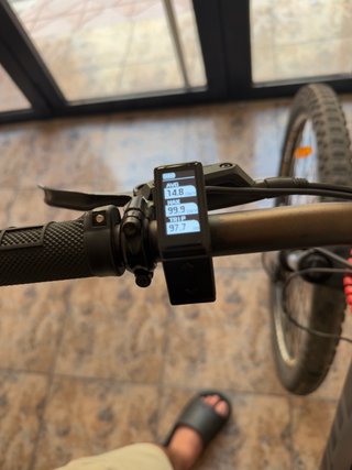 Bicicleta electrica Moma bike