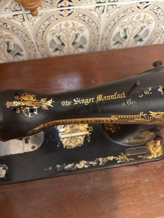 Máquina de coser antigua