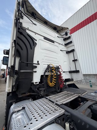 Cabeza Tractora Renault T460