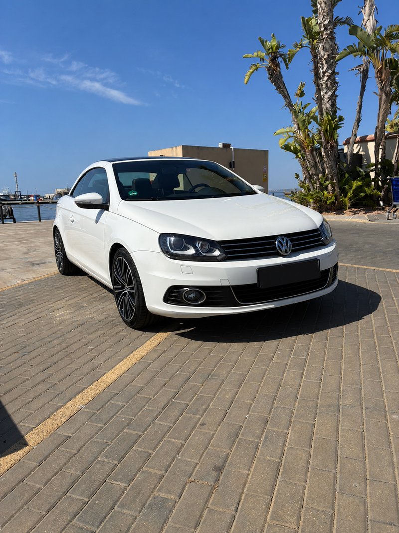 Volkswagen Eos 2011 - foto 1