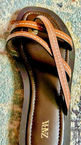 Sandalias plana Zara 37
