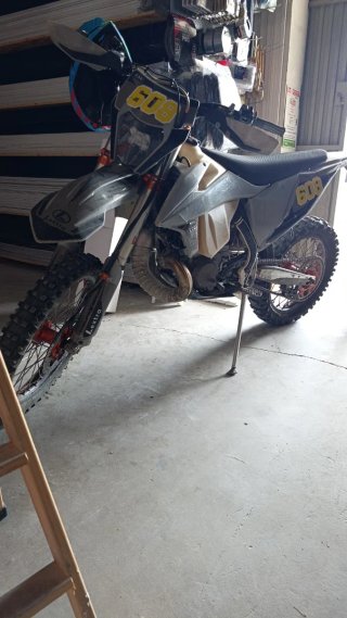300cc 2t de 2024 enduro cross replica KTM