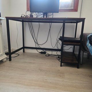 Escritorio de madera