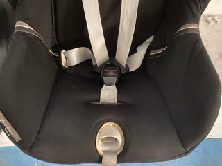 Silla bebes para  coche marca cybex gold 015 meses