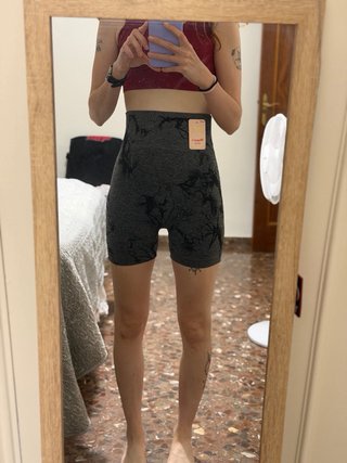 Pantalon corto deportivo