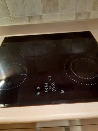 Precio simbólico horno, microondas  vitrocerámica