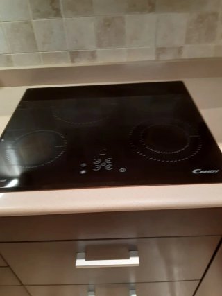 Precio simbólico horno, microondas  vitrocerámica