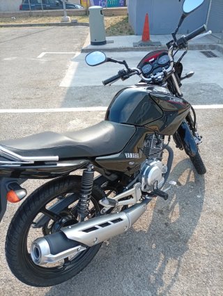Yamaha ybr 125 (2016)