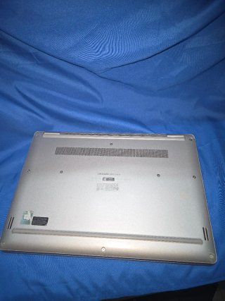 Dell Latitude 3310 2‑in‑1 · Táctil Modo Tablet