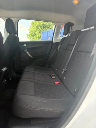Peugeot 2008 1.6 hdi GARANTÍA TALLER