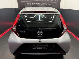 Toyota Aygo 1.0 70 x-play