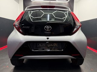 Toyota Aygo 1.0 70 x-play