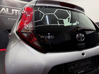 Toyota Aygo 1.0 70 x-play