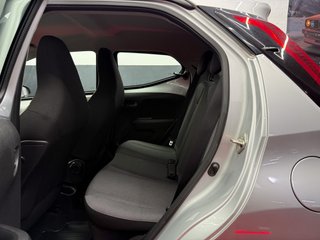Toyota Aygo 1.0 70 x-play
