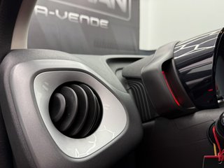 Toyota Aygo 1.0 70 x-play