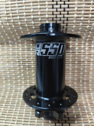 Buje delantero para bicicleta de montaña