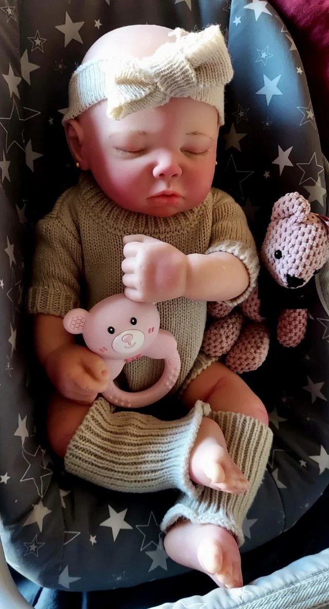 Reborn silicona niña 40-41cm