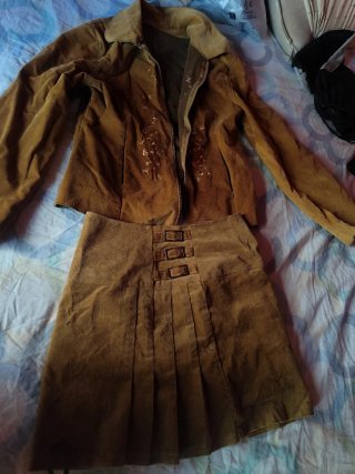 Conjunto falda chaqueta