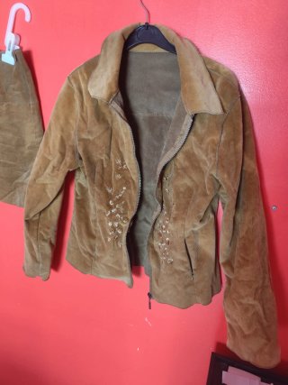 Conjunto falda chaqueta
