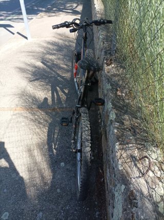 ¡Bicicleta de montaña, lista para aventuras!