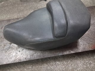 Asiento Piaggio Hexagon 150
