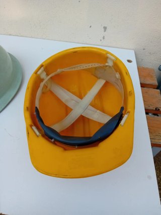 Casco antiguo de protección de renfe