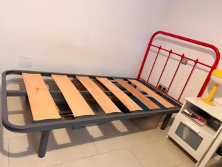 Cama de 90x190, cabecero, somier y colchón