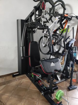 Multifunción de musculación Adidas.