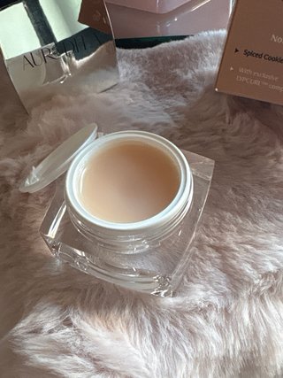Nourishing lip mask