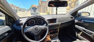 Opel Astra GTC 2005