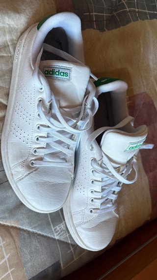 Zapatillas Adidas Blancas de Piel